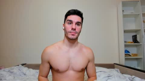 Snapshot of sam_huston18 chatting on December 30, 2024, 9:40 pm BACK IN 2 WEEKS online show from December 30, 2024, 9:40 pm