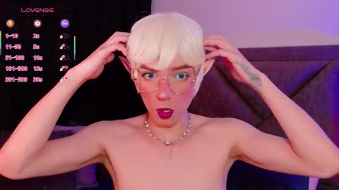 Sam online show from September 19, 2025, 8:05 am