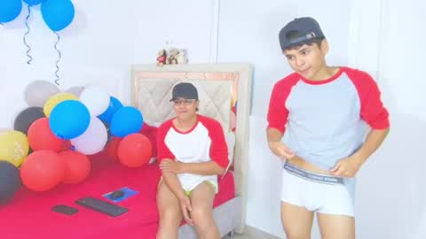 sam_tnt9 online show from June 19, 2026, 9:51 pm