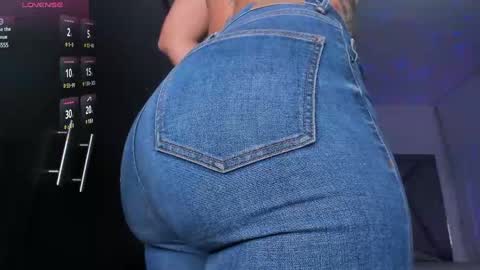 Snapshot of samaay_ chatting on March 4, 2025, 2:27 am samaay_ online show from March 4, 2025, 2:27 am