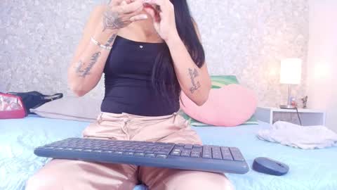 Snapshot of samanta_360 chatting on November 27, 2025, 11:56 am Samanta online show from November 27, 2025, 11:56 am