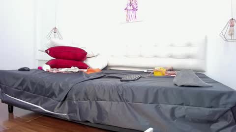 Snapshot of samanta_joness chatting on December 19, 2024, 12:34 am Sofia online show from December 19, 2024, 12:34 am