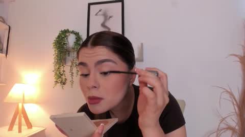 Snapshot of samanta_monroe4 chatting on November 6, 2025, 12:06 pm samanta online show from November 6, 2025, 12:06 pm