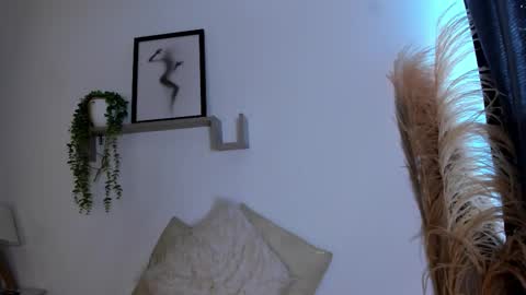 Snapshot of samanta_monroe4 chatting on November 17, 2025, 12:22 pm samanta online show from November 17, 2025, 12:22 pm