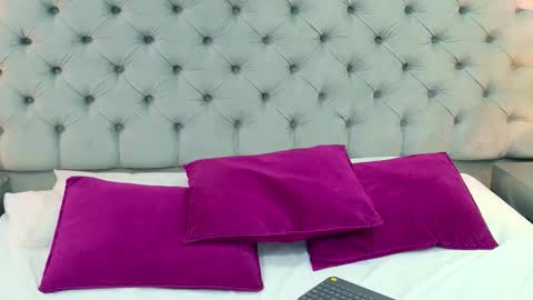 Samantaa G online show from November 21, 2025, 1:32 pm