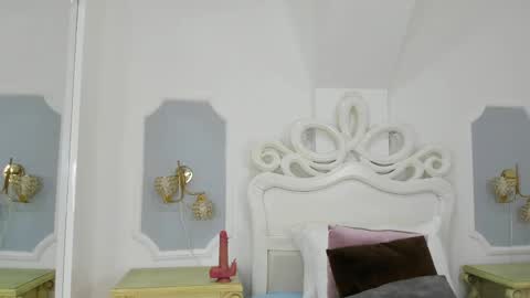 Samanta online show from March 3, 2025, 10:42 pm