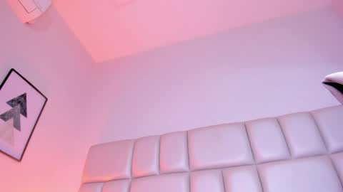 SAMANTA  online show from April 11, 2026, 7:45 am