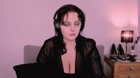 Snapshot of samantaunforgettable chatting on July 7, 2026, 8:18 am samantaunforgettable online show from July 7, 2026, 8:18 am