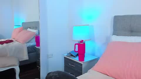 Samantha Vega online show from July 21, 2026, 8:33 pm