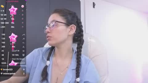 Snapshot of samantha_blow chatting on June 5, 2026, 6:52 am samantha_blow online show from June 5, 2026, 6:52 am