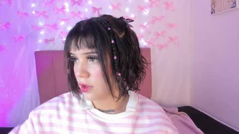 Snapshot of samantha_browwnn chatting on May 11, 2026, 8:28 pm samantha_browwnn online show from May 11, 2026, 8:28 pm