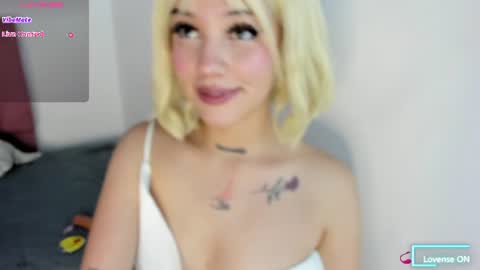 samantha_browwnn online show from July 6, 2026, 3:14 pm