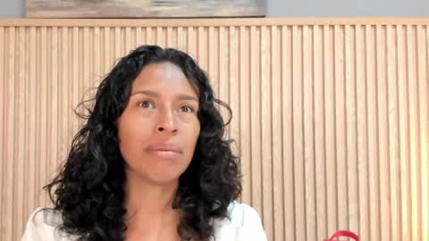 samantha_duart3 online show from May 7, 2026, 11:37 am