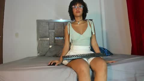 samantha_ebony0 online show from July 27, 2026, 5:14 am