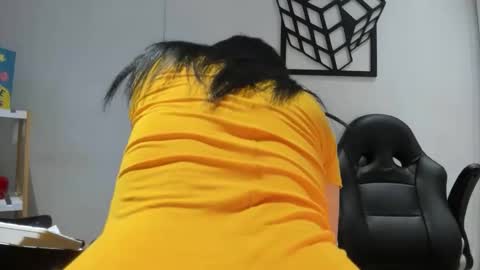 Andy online show from May 18, 2026, 11:32 pm