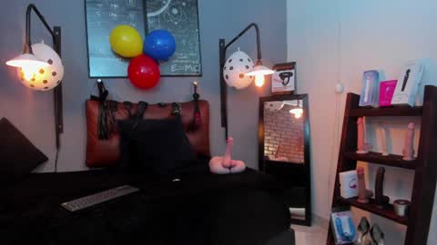 Sam online show from June 23, 2026, 2:20 am