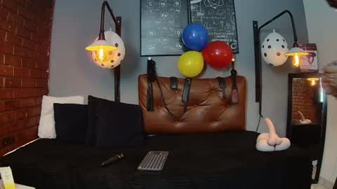Sam online show from July 2, 2026, 2:44 am