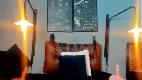 Sam online show from July 25, 2026, 4:32 am