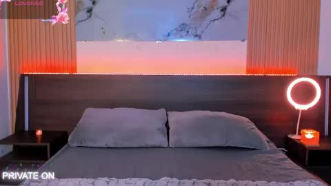 Snapshot of samantha_moons chatting on May 11, 2026, 11:57 pm samantha_moons online show from May 11, 2026, 11:57 pm