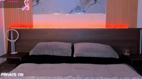 Snapshot of samantha_moons chatting on July 10, 2026, 11:29 pm samantha_moons online show from July 10, 2026, 11:29 pm