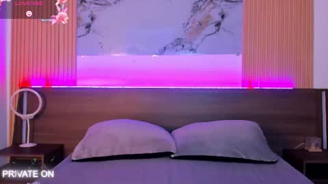 Snapshot of samantha_moons chatting on July 28, 2026, 1:12 am samantha_moons online show from July 28, 2026, 1:12 am