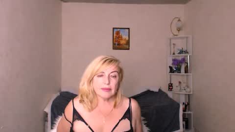 Snapshot of samantha_si chatting on July 19, 2026, 11:08 pm Samantha online show from July 19, 2026, 11:08 pm