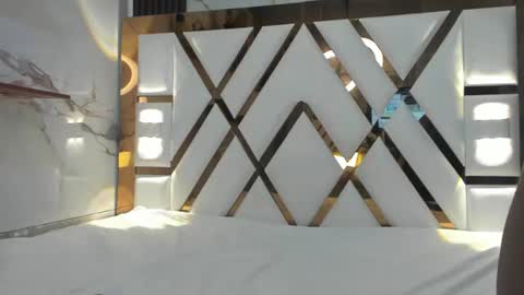 samantha_swettt online show from July 7, 2026, 7:07 pm