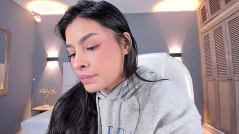  Samanthaa online show from September 22, 2025, 11:45 am