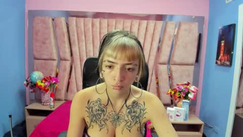 Samantha Smitth online show from September 26, 2025, 3:43 am