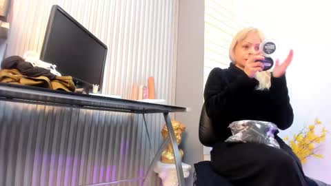 Snapshot of samanthajonexxx chatting on February 24, 2026, 3:21 pm samanthajonexxx online show from February 24, 2026, 3:21 pm