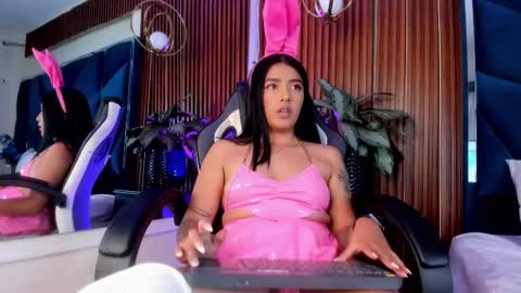 samanthajonson online show from September 16, 2025, 10:11 pm