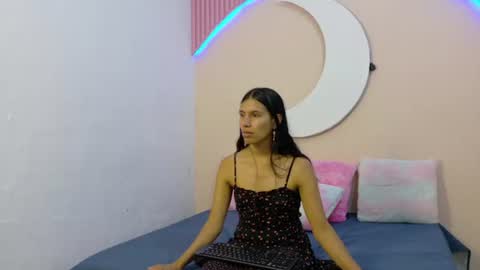 samanthalaurent online show from July 14, 2026, 2:05 am
