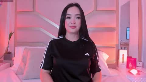  SAMANTHA online show from March 17, 2026, 9:51 pm