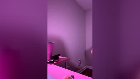 samanthaporsha online show from March 31, 2026, 6:58 am