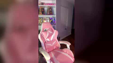 samanthaporsha online show from June 23, 2026, 2:31 am