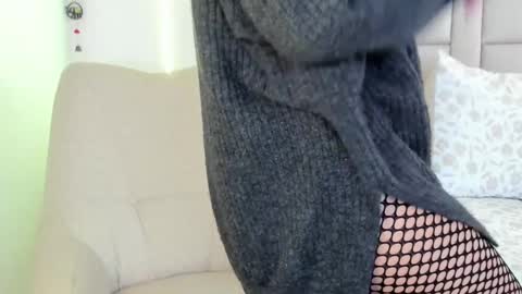 Samixmami online show from September 10, 2025, 5:35 pm