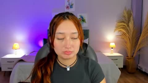 Snapshot of samara_hilton_2 chatting on October 20, 2025, 7:14 pm samara_hilton_2 online show from October 20, 2025, 7:14 pm