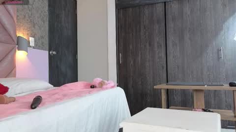 Sara  online show from March 20, 2026, 11:37 am