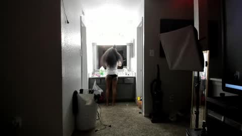 Yaya online show from February 12, 2025, 10:59 pm