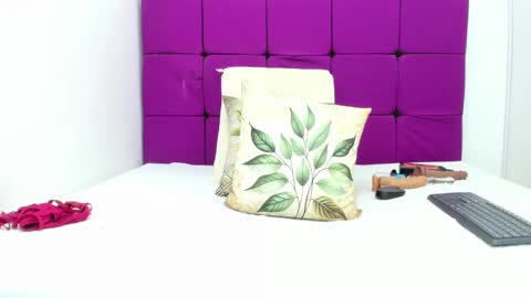 samay_sex18 online show from February 6, 2025, 3:52 pm