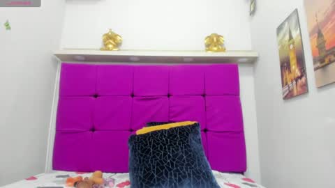 Snapshot of samay_sex18 chatting on June 13, 2026, 12:25 pm samay_sex18 online show from June 13, 2026, 12:25 pm