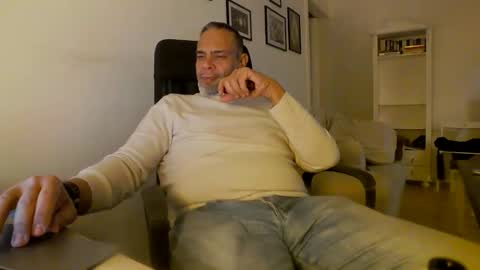 Sam online show from January 11, 2025, 8:54 pm