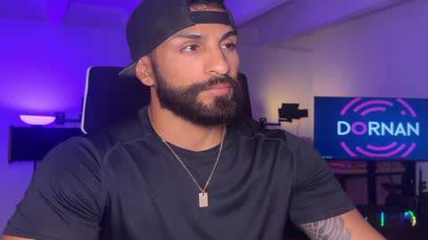 Snapshot of samdornan chatting on December 29, 2024, 2:49 am Sam Dornan online show from December 29, 2024, 2:49 am