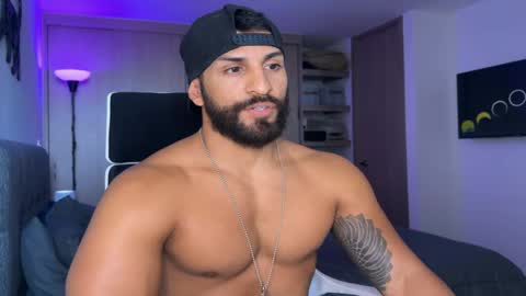 Snapshot of samdornan chatting on January 20, 2025, 7:04 pm Sam Dornan online show from January 20, 2025, 7:04 pm