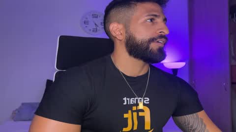 Snapshot of samdornan chatting on February 6, 2025, 12:33 am Sam Dornan online show from February 6, 2025, 12:33 am