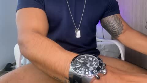 Snapshot of samdornan chatting on February 8, 2025, 7:05 pm Sam Dornan online show from February 8, 2025, 7:05 pm