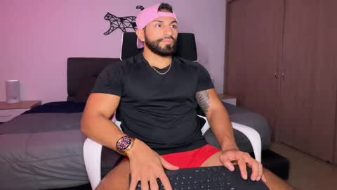 Snapshot of samdornan chatting on February 15, 2025, 12:04 am Sam Dornan online show from February 15, 2025, 12:04 am