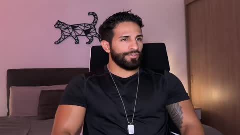 Snapshot of samdornan chatting on March 3, 2025, 11:24 pm Sam Dornan online show from March 3, 2025, 11:24 pm