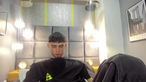 Snapshot of samevans_ chatting on December 24, 2024, 6:06 pm Sam online show from December 24, 2024, 6:06 pm