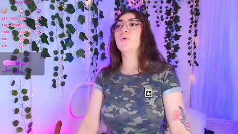 Snapshot of samii_evans chatting on September 9, 2025, 3:50 am samii evans online show from September 9, 2025, 3:50 am